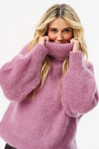 Sweter moherowy z golfem Reverie
