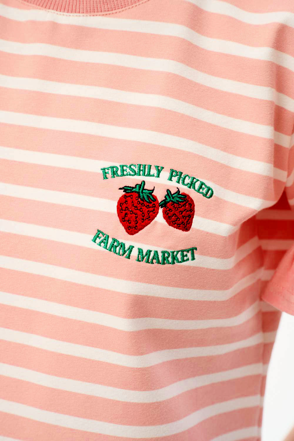 T-shirt Strawberry Fields