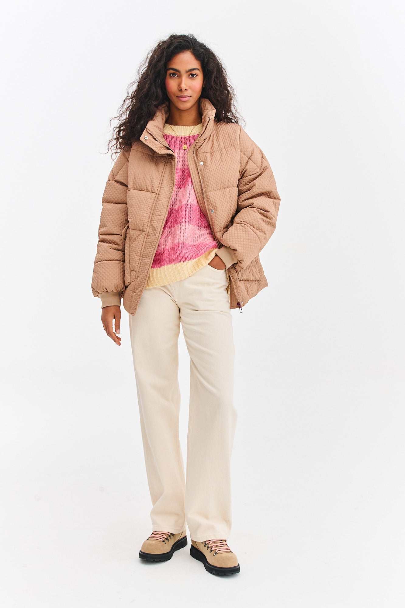 Sweter z wełną Strawberry Cream