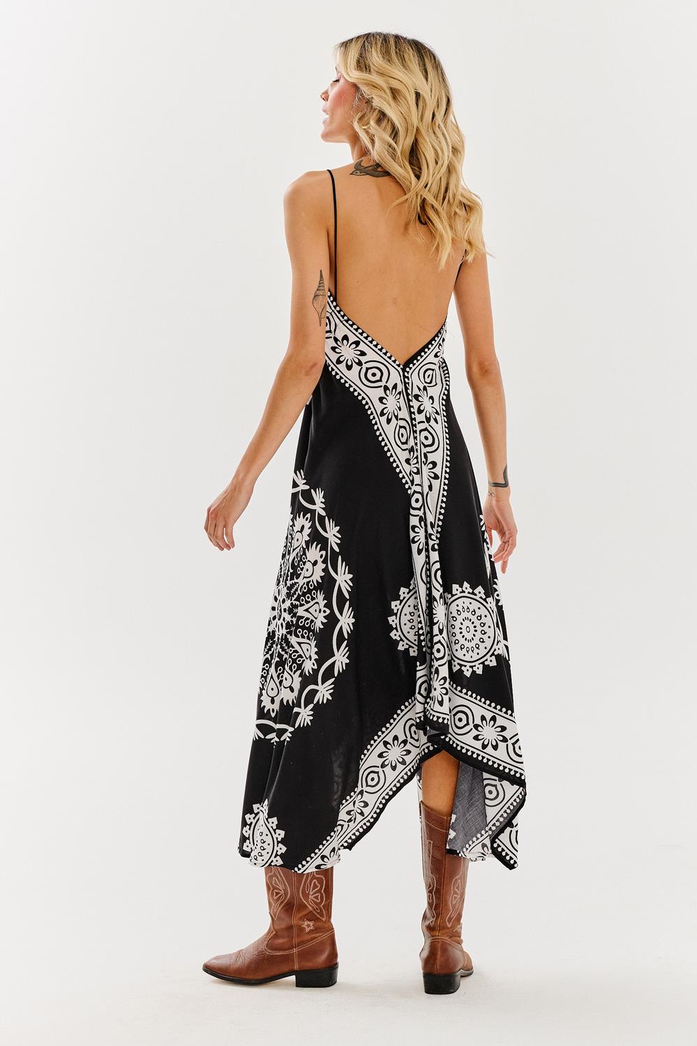 Luźna sukienka Nomad Whim